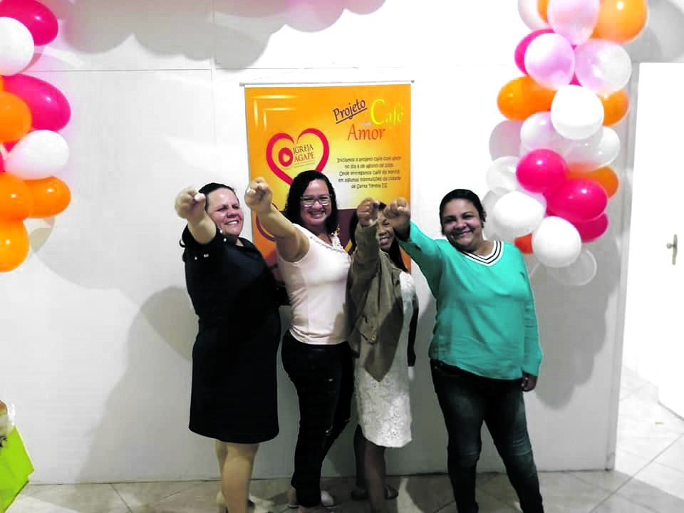 74266627_10206439827749969_5277322442258251776_n-copiar Café com Amor completa 1 ano