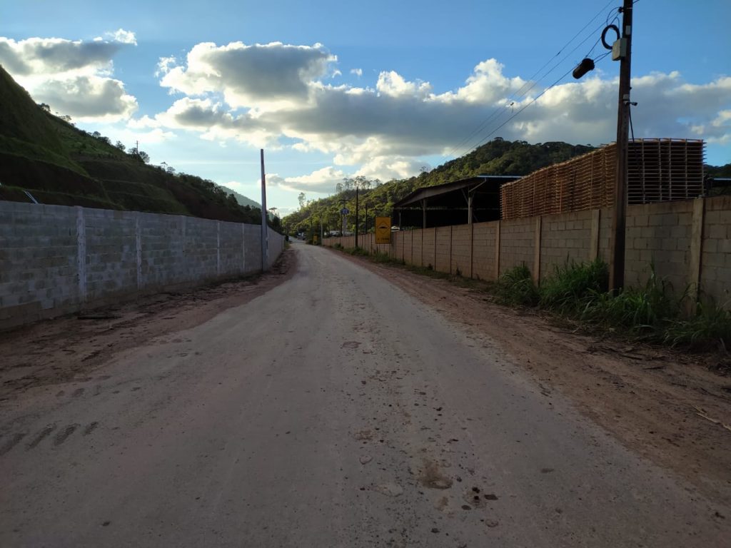 WhatsApp-Image-2020-12-17-at-18.38.24-1024x768 Muro irregular na ES-080
