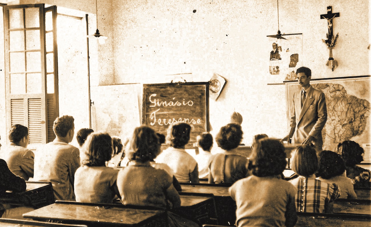 Educandários Gratuitos em Santa Teresa