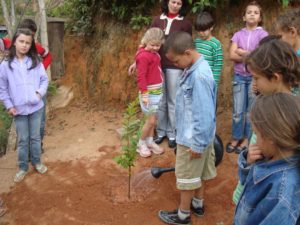 Escola-Alto-Santo-Antonio-Santa-Teresa-300x225 Nilton, o meio ambiente e as crianças