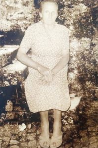 Donna-Cizela-198x300 EMEI Nonna Cizela completa 30 anos 