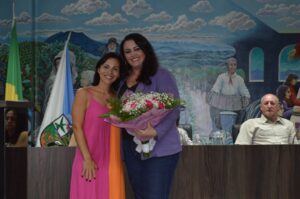 Karen-300x199 Mulheres teresenses são homenageadas na Câmara