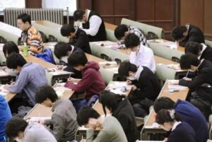 Awebic-Escolas-Japonesas-9-300x201 10 fatos sobre a educação japonesa para inspirar as escolas brasileiras