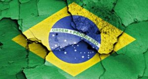 bandeira-e1436447410106-300x160 A caminho de um Brasil sem povo