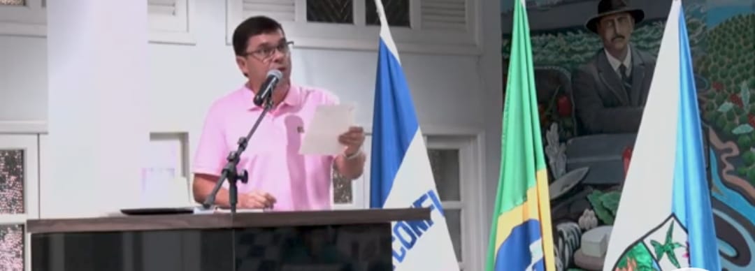 c1862d3e-a78c-4af3-b179-ac75c3628872 Governador recebe líderes para discutir o asfaltamento da ES-080