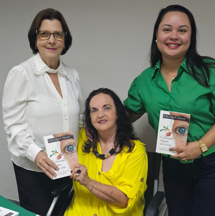 c749784b-12d3-4e67-9d86-d8efbbf4c035 Edite Angeli lança seu novo livro Colocando sangue na escrita