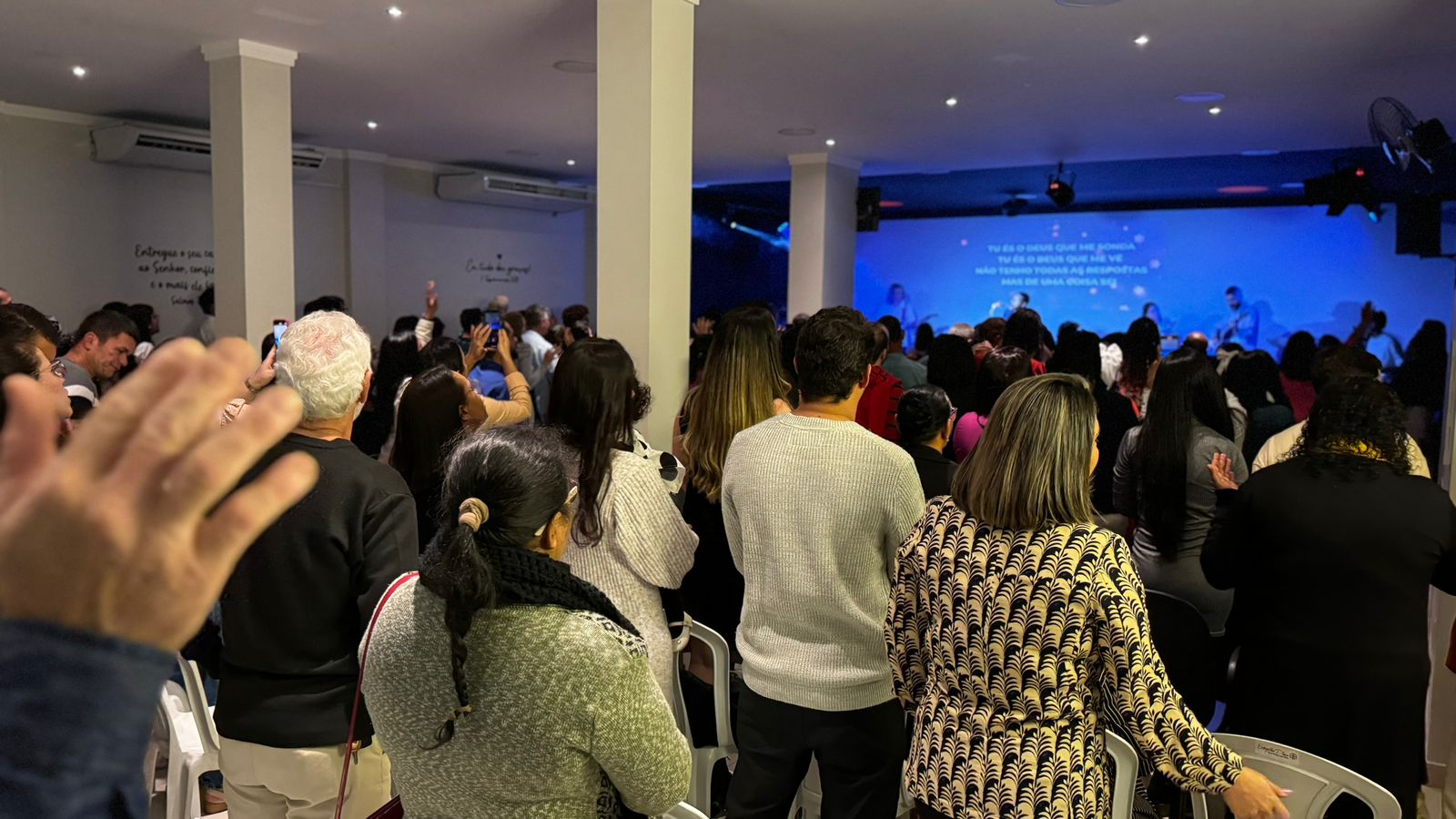 2f2bb82f-8583-4f61-b633-e3a417745948 Legendários com evento gratuito hoje na igreja Evangelho Pleno