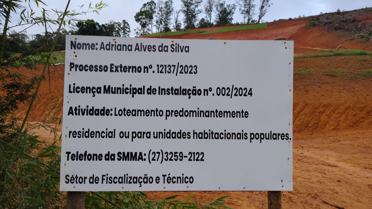 WhatsApp-Image-2025-01-05-at-19.03.48 Enxurrada de lama sobre a rodovia dificulta tráfego em Santa Teresa