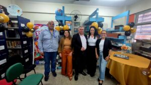 b43f9dd6-5eaf-4156-a35b-3b6d352ee668-300x169 Alunos tem intercâmbio cultural com escritor chileno