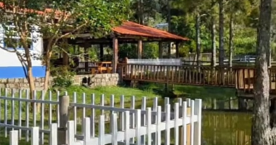 Dona da Casa um restaurante na fazenda, a beira do lago